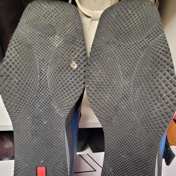 Prada sneakers - Picture 7 of 8